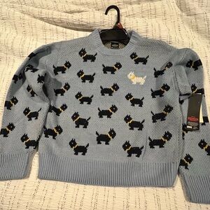 New NWT Stranger Things Scotties Erica Season 5 Blue Pullover Sweater Size M